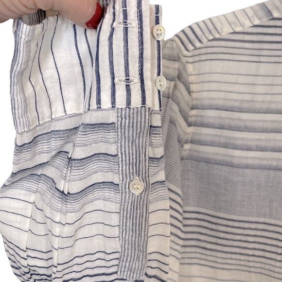 XiRENA Button Down High Low Hem Blue/White Shirt Sz S NWT - Picture 5 of 12